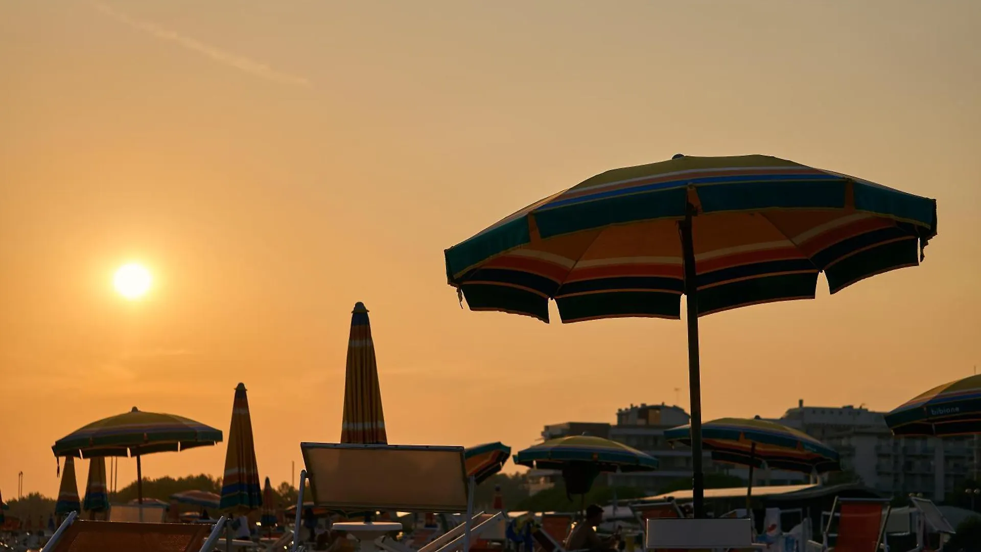 Colourful Seaside Flat With Pool On The Rooftop Bibione 0*,